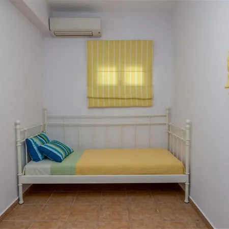 Hébergement de vacances Spyros House, 3 Bedrooms-sea View-in Agia Efimia