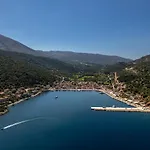 Spyros House, 3 Bedrooms-sea View-in Prázdninový dům Agia Efimia