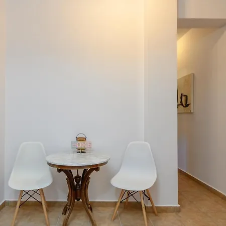 Spyros House, 3 Bedrooms-sea View-in بيت للعطل أيّا إفيميا