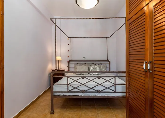Spyros House, 3 Bedrooms-sea View-in Дом отдыха