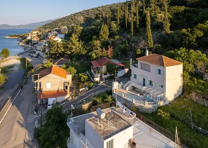 Дом отдыха Spyros House, 3 Bedrooms-sea View-in