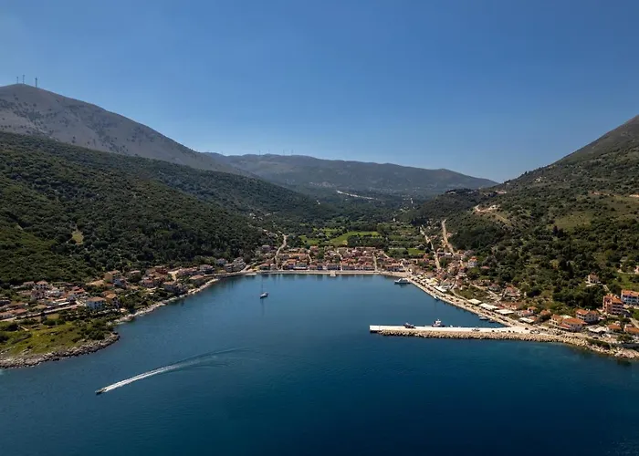 Spyros House, 3 Bedrooms-sea View-in Casa vacanze Agia Efimia